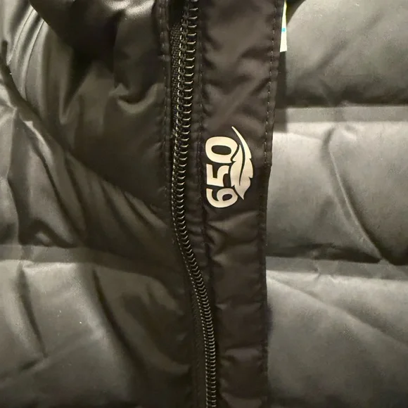 Columbia men’s Omni - Shield, 650 down jacket Black - Picture 7 of 10